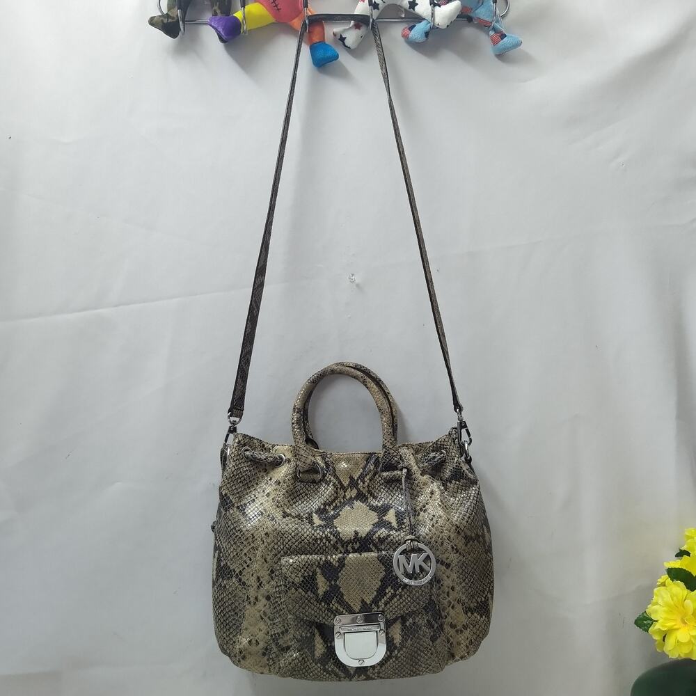 Michael Kors Gray Leather Python Embossed Pushloc… - image 4